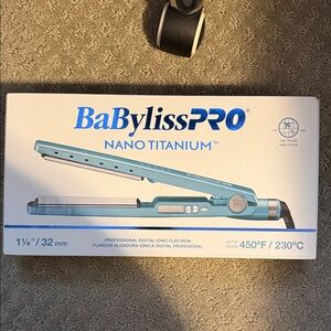 BaBylissPRO Nano Titanium Flat Iron - Blue